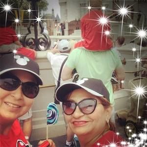 Meet your Posher, Adriana